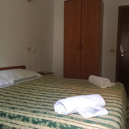 Hotel Primavera Sanremo Ngoại thất bức ảnh