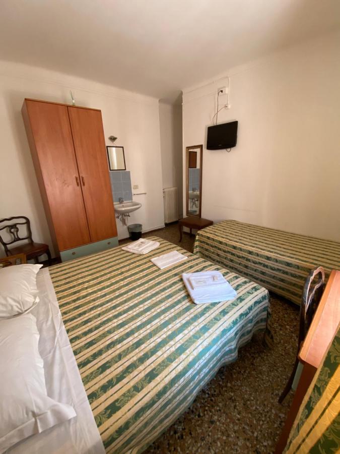 Hotel Primavera Sanremo Ngoại thất bức ảnh